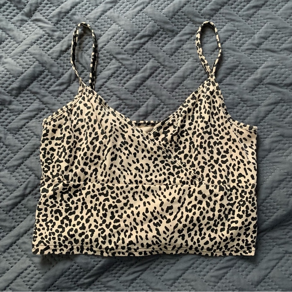 SHEIN Cheetah Top Size Medium